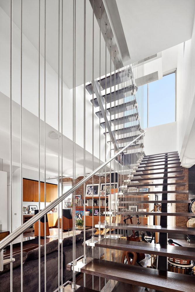 682 Broadway, #10