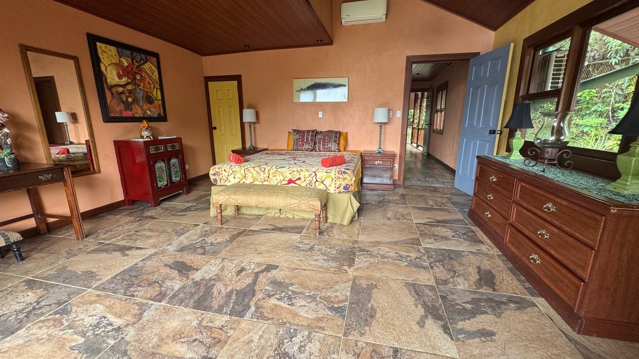 12 Room Hotel in Uvita with Ocean View Expansion Land