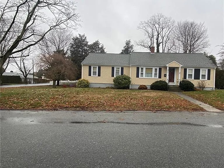 29 Colonial Rd