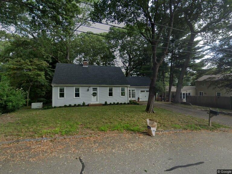 51 Quaid Ln