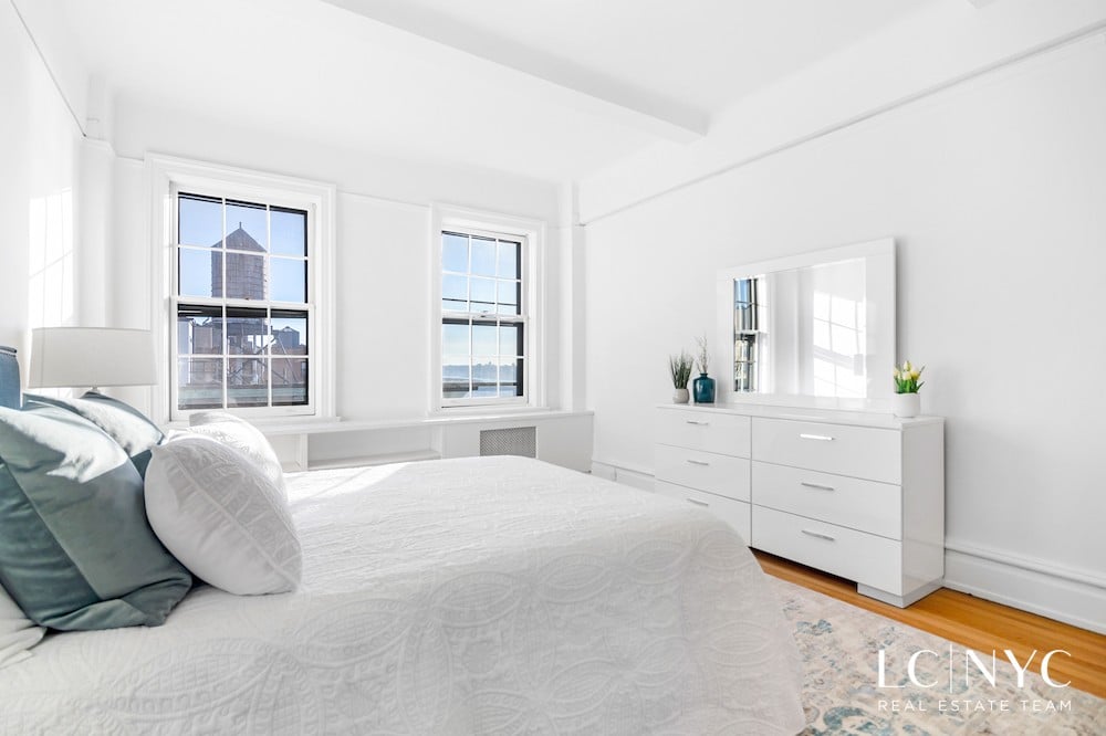 300 Riverside Drive, #14A
