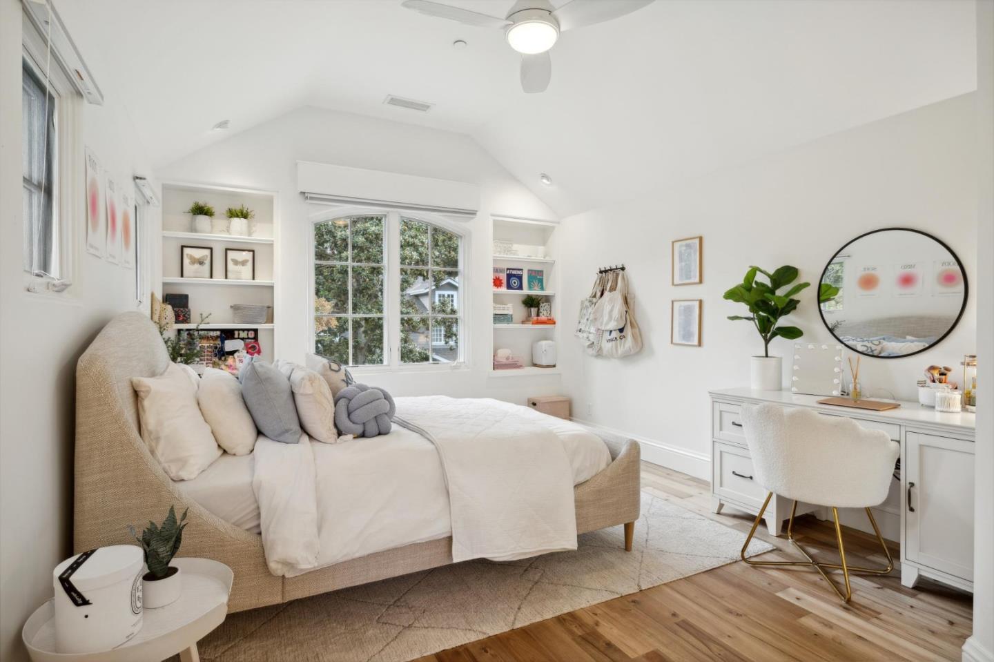 1325 Garden Lane