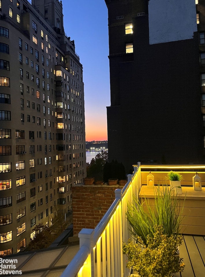 341 W 87th St, #PHF