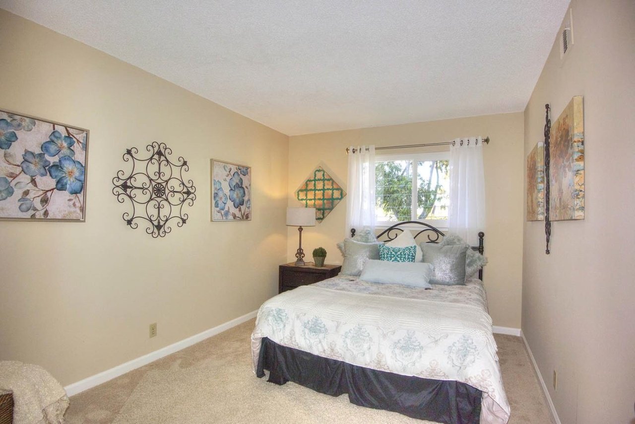 455 S Park Victoria Dr