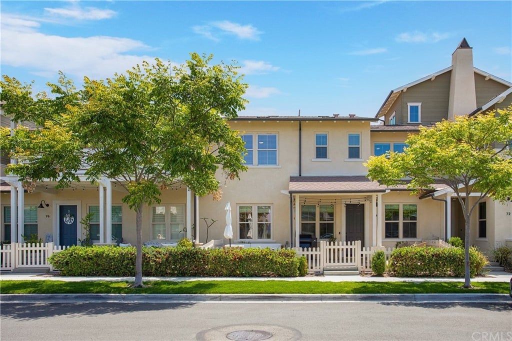 74 Promesa Ave