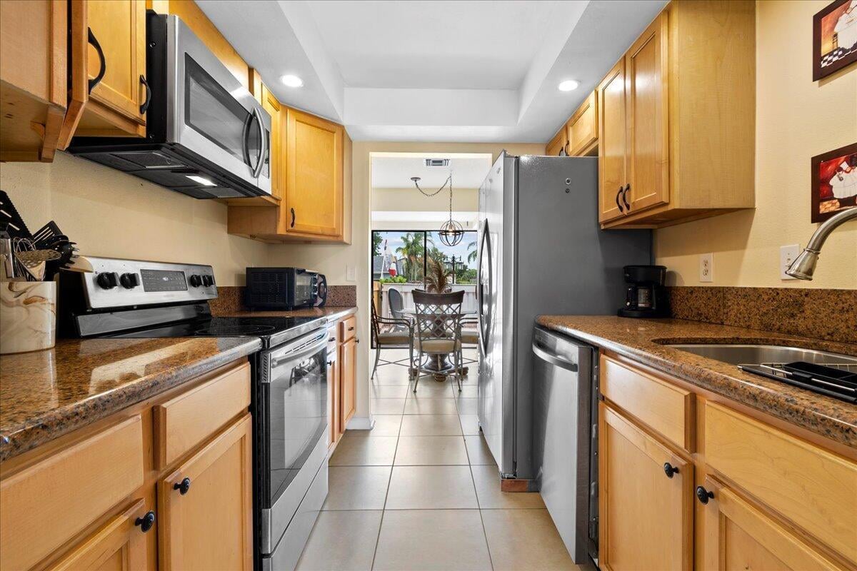 12710 Peconic Ct