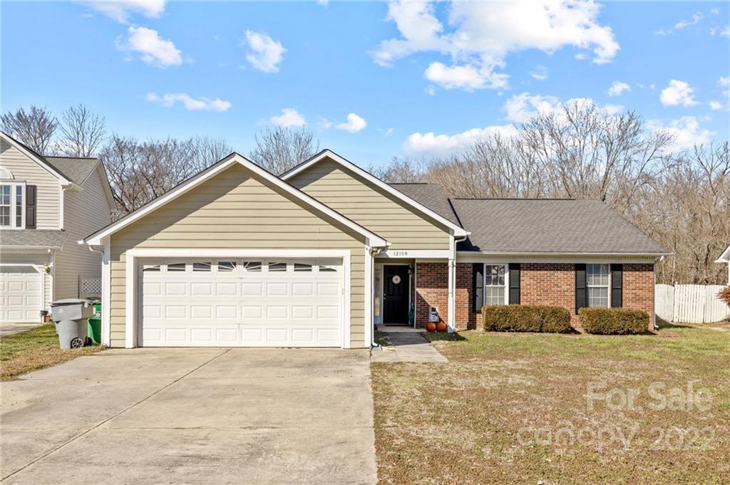 12109 Landing Green Dr