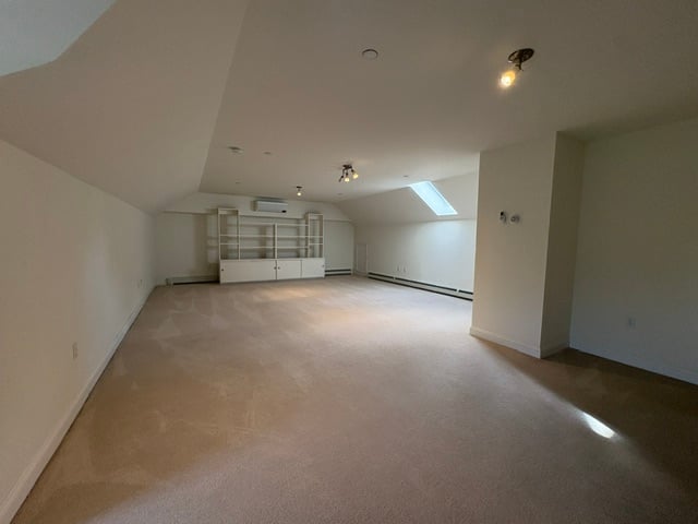 3 Lilac Court