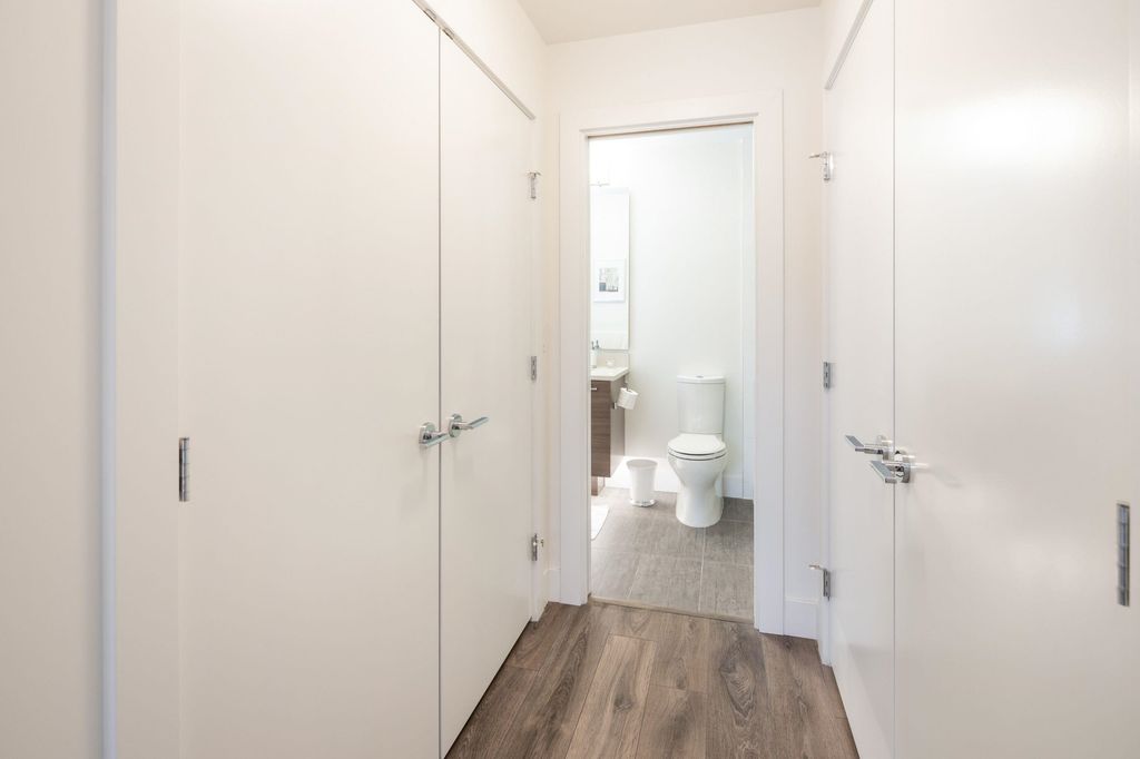 8580 River District Crossing, #PH709