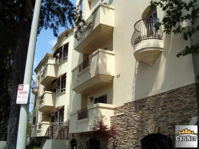 4601 Coldwater Canyon Ave. #301 Studio City CA 91604