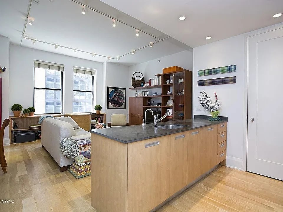 71 Nassau St, #15B