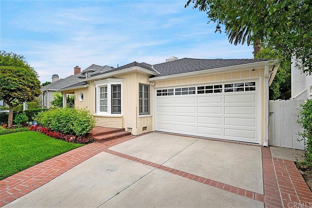 4225 Camellia Ave