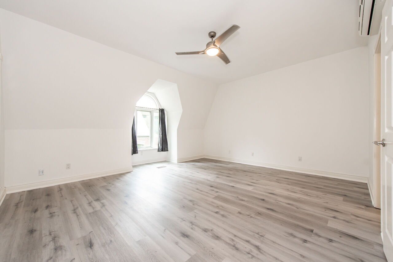 38 Earl Street, Toronto C08 Unit: Th11