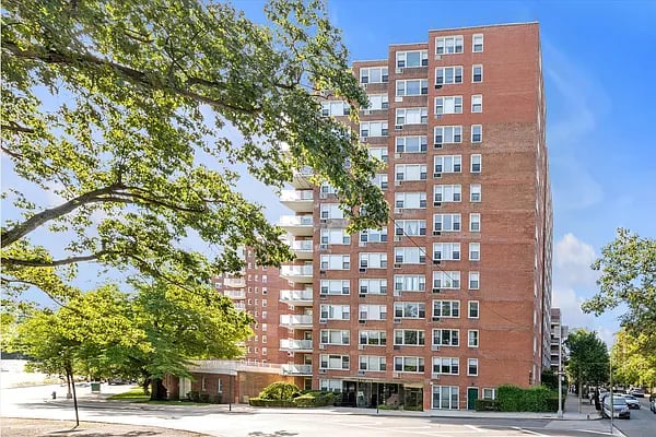 3755 Henry Hudson Parkway Unit: 7E