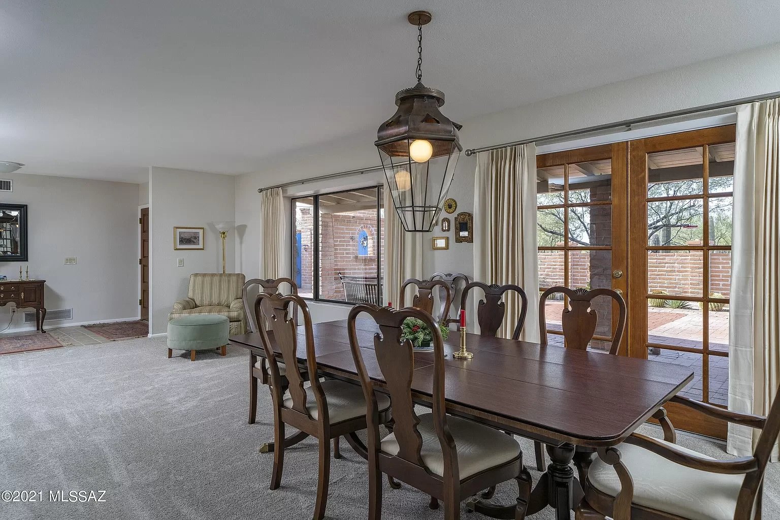 2310 N Avenida Sorgo