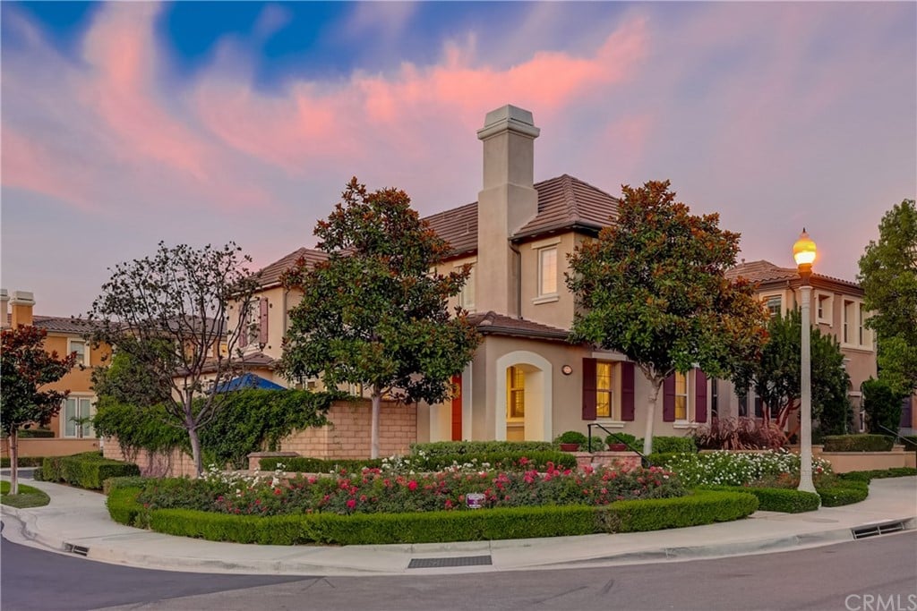171 Great Lawn