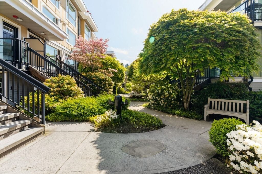 728 W 14th St, #16