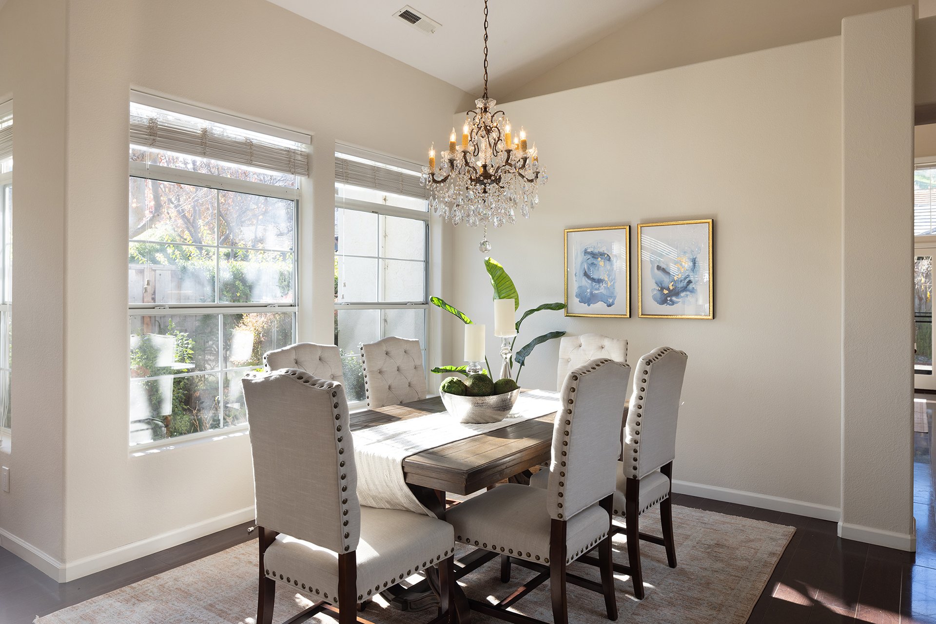 Las Palmas Living - 17776 Riverbend Road