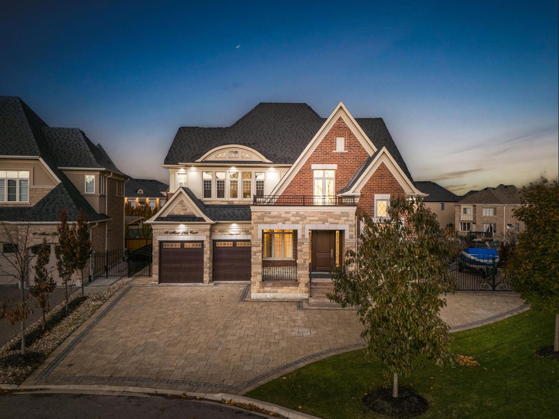 12 Albert Hill Court