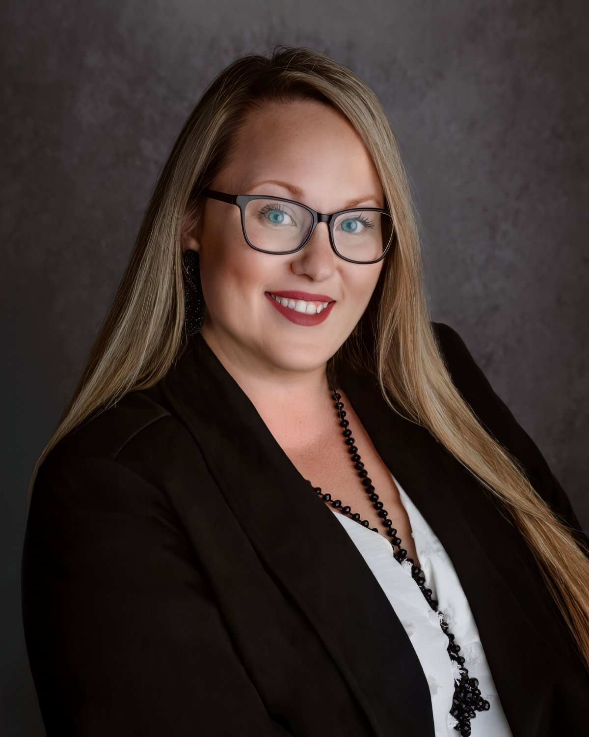 Paige Patterson Santa Fe, TX Real Estate Agent Headshot