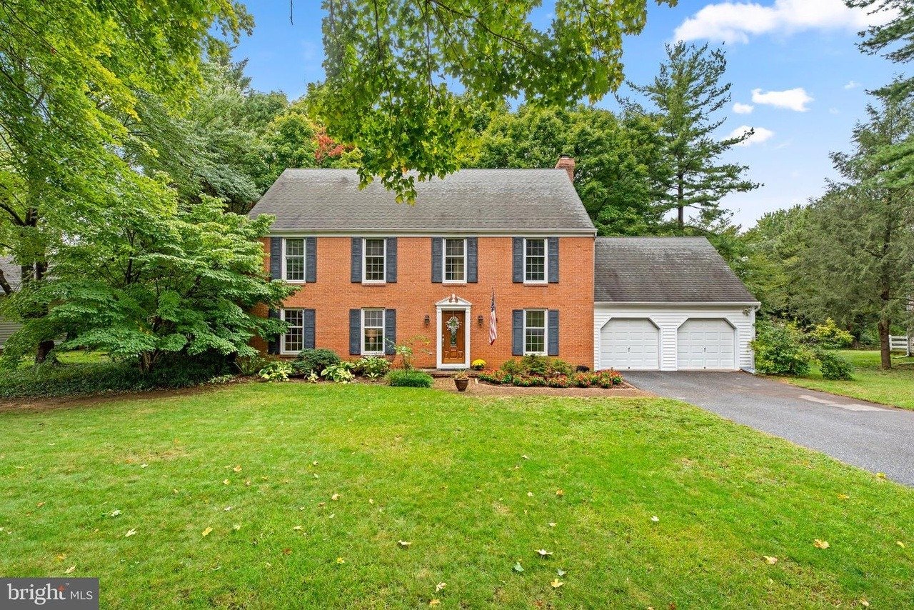 632 Magothy View Dr