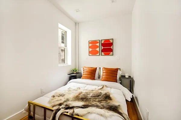 88 Charles St Ste 3A