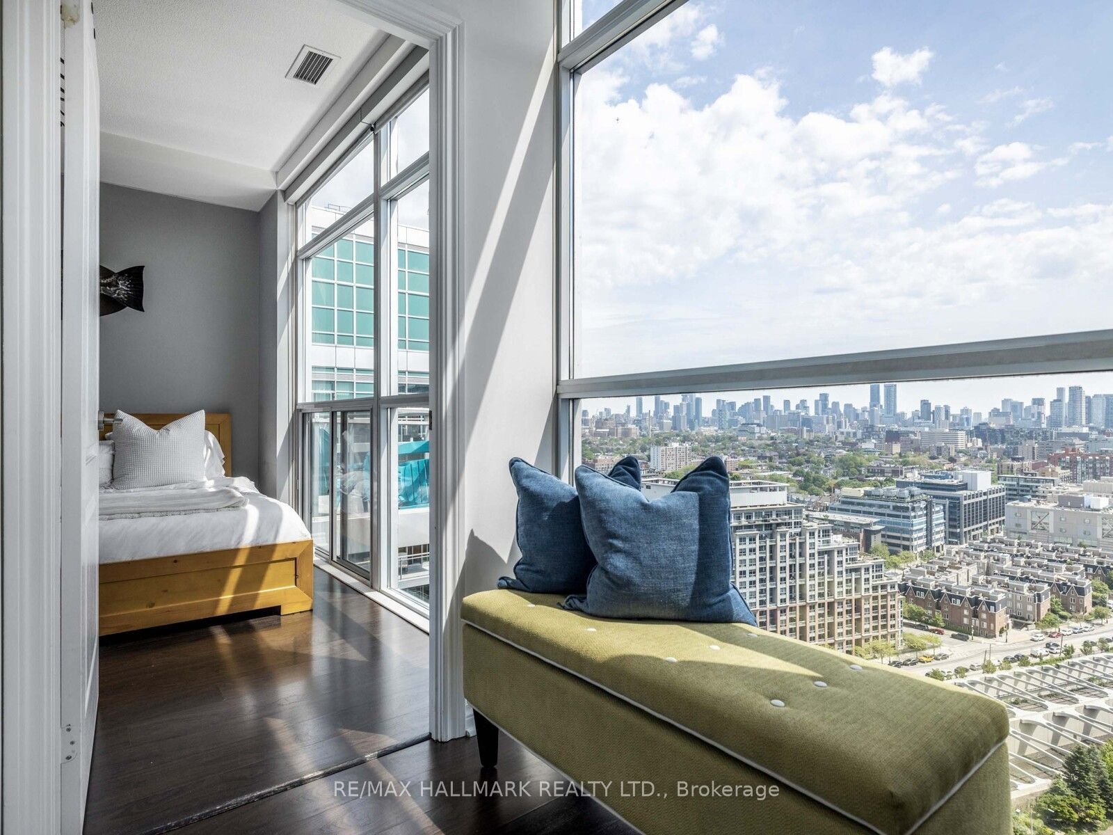 VIBE CONDOS