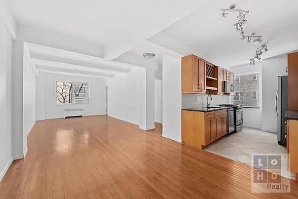 550 Grand Street, #H4D