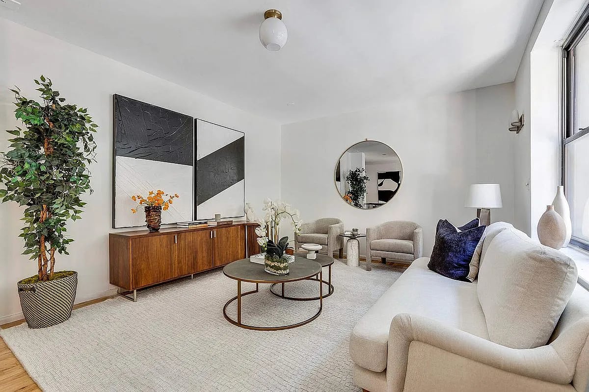 315 W 99th St APT 1B