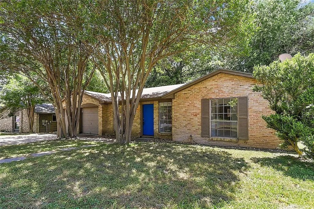 5430 Salem Walk Dr