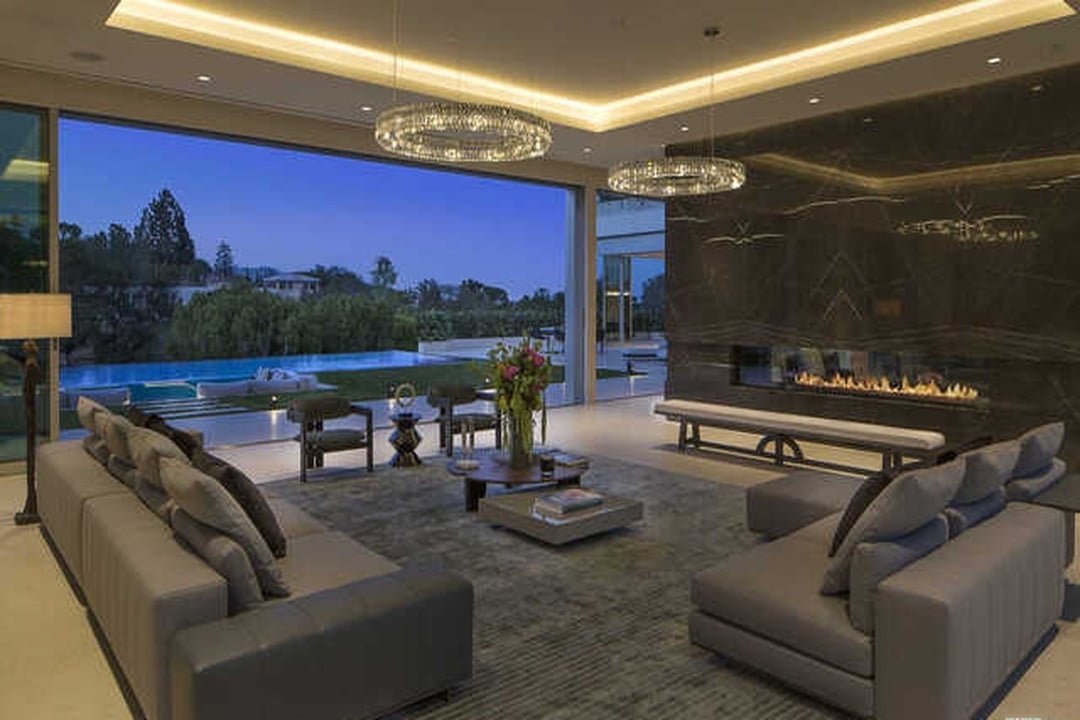 Sapphire Spot