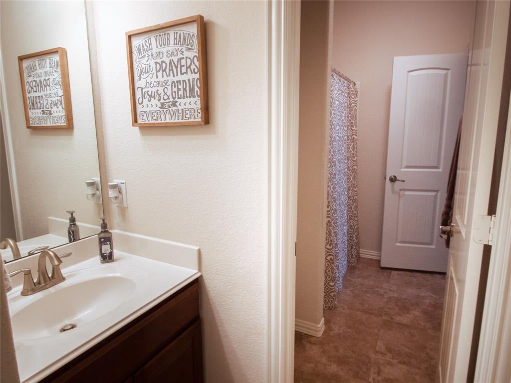 19514 COUNTRY RANCH COURT
