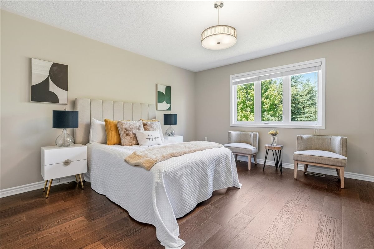 2383 Calloway Dr, Oakville