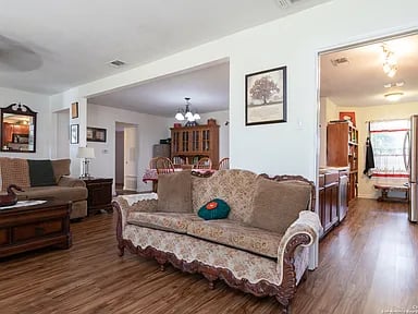 208 Northcrest Dr