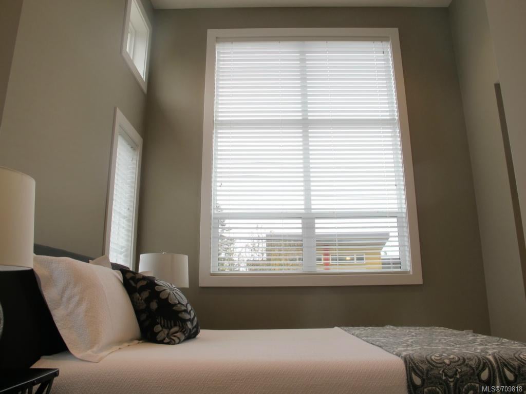 104-2726 Peatt Rd, Langford