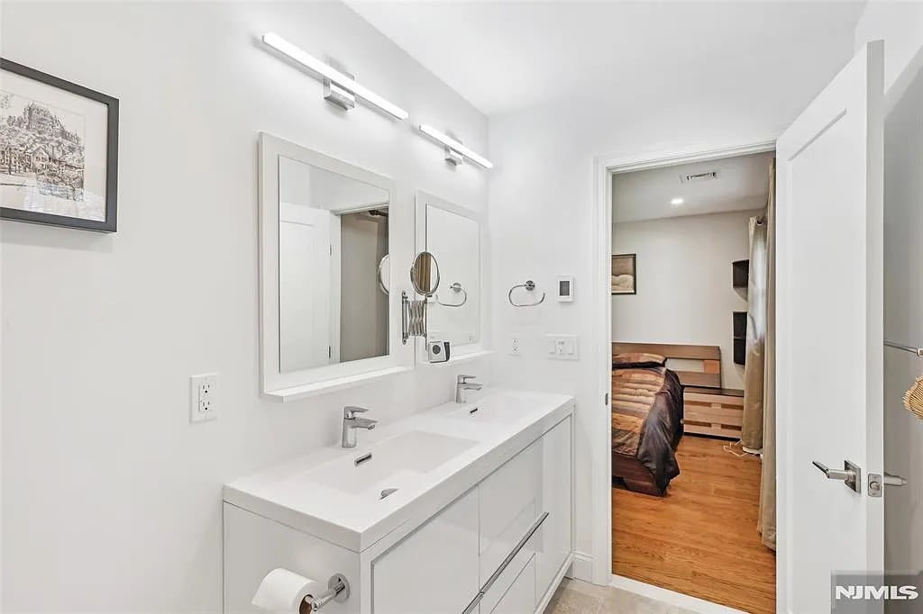 1 Diamond Court