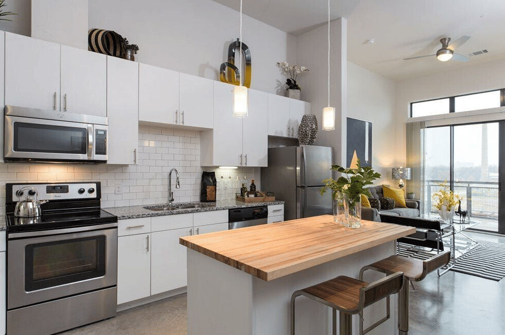 Enjoy up to 4 Weeks base rent FREE!