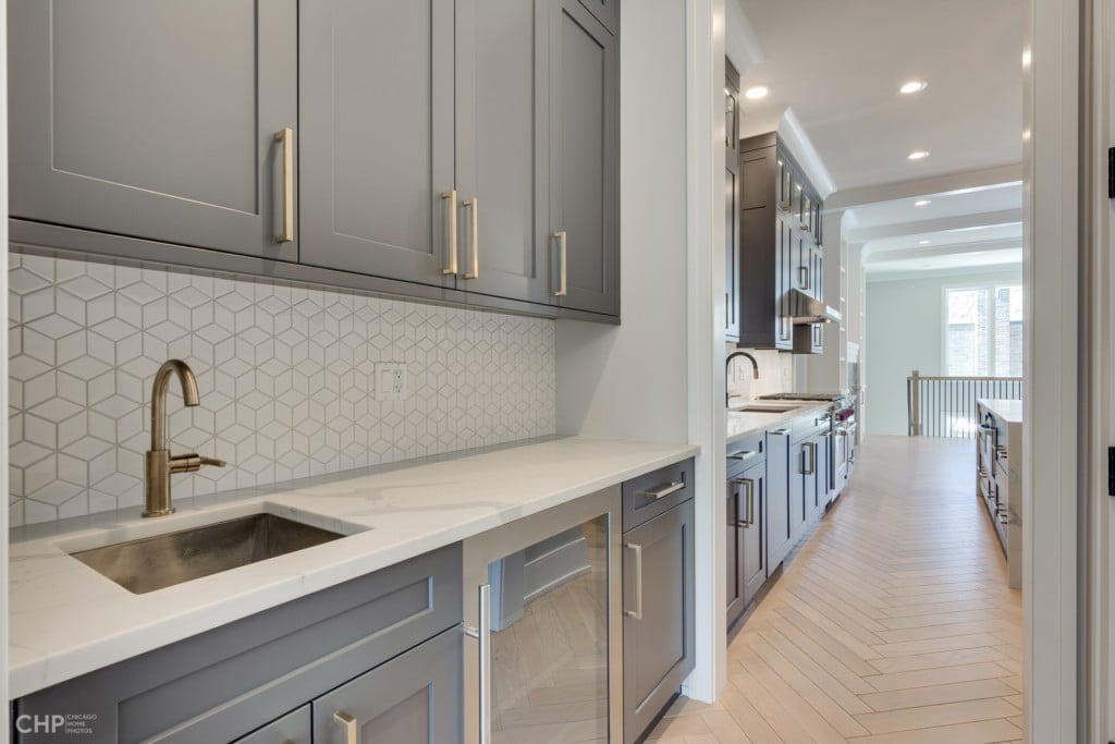 Sold | 2520 N Marshfield | $1,687,500