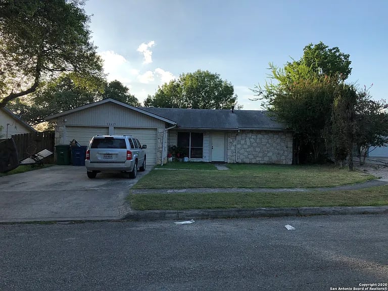 12615 Mount Defiance