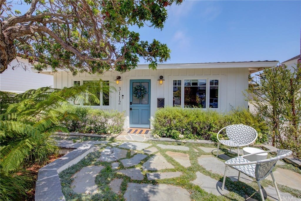 3112 N Poinsettia Ave