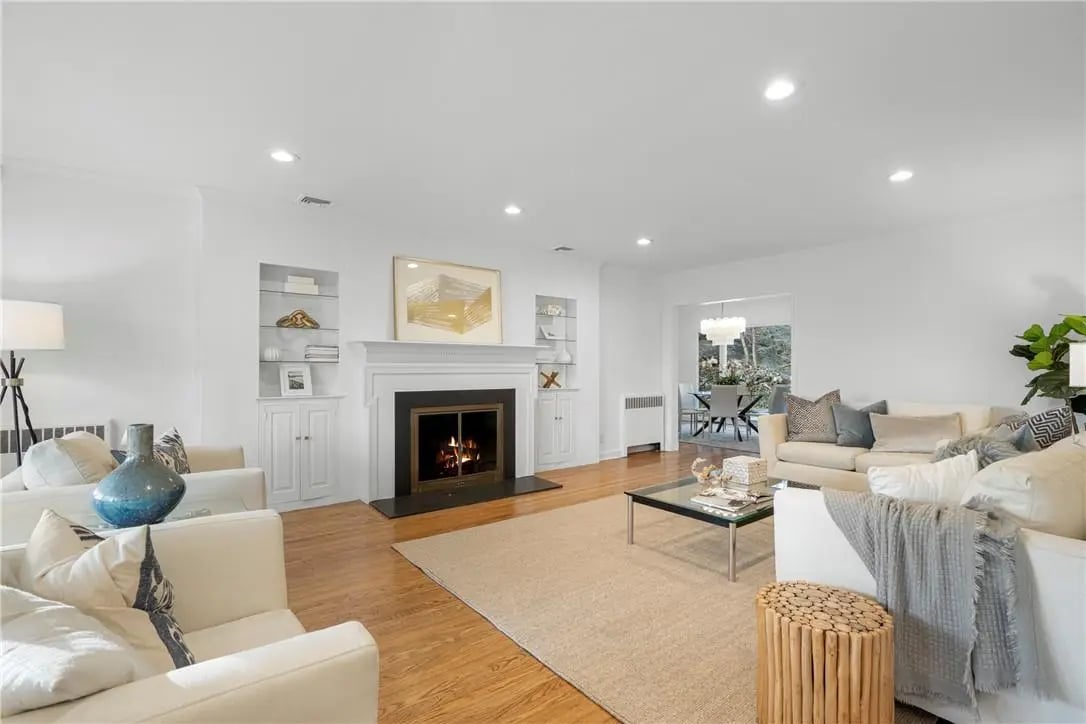 59 Moorland Dr