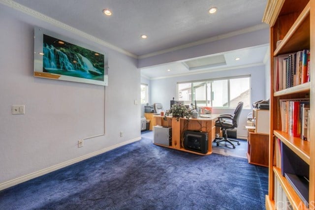 914 Van Ness Ct
