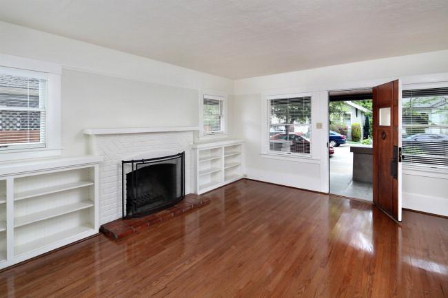 1012 High Street