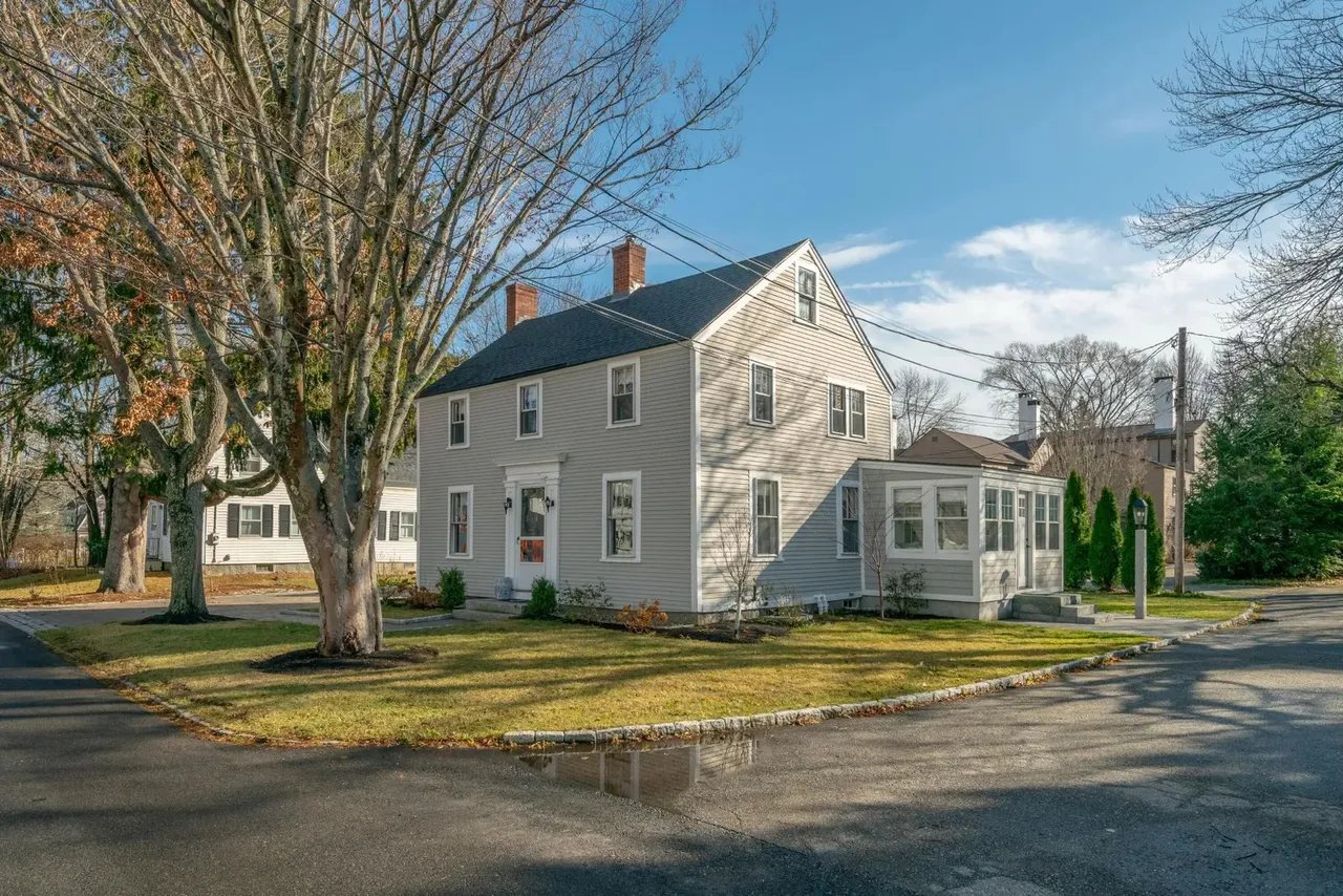 New Listing! 7 Elm Street, Kennebunkport, ME 04046 – $1,575,000