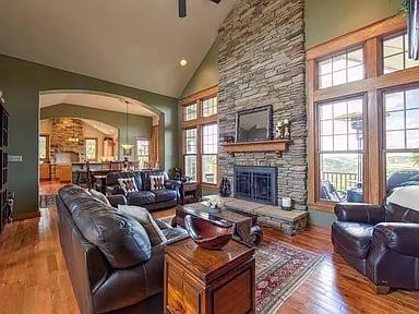 2135 Johns Ridge Rd
