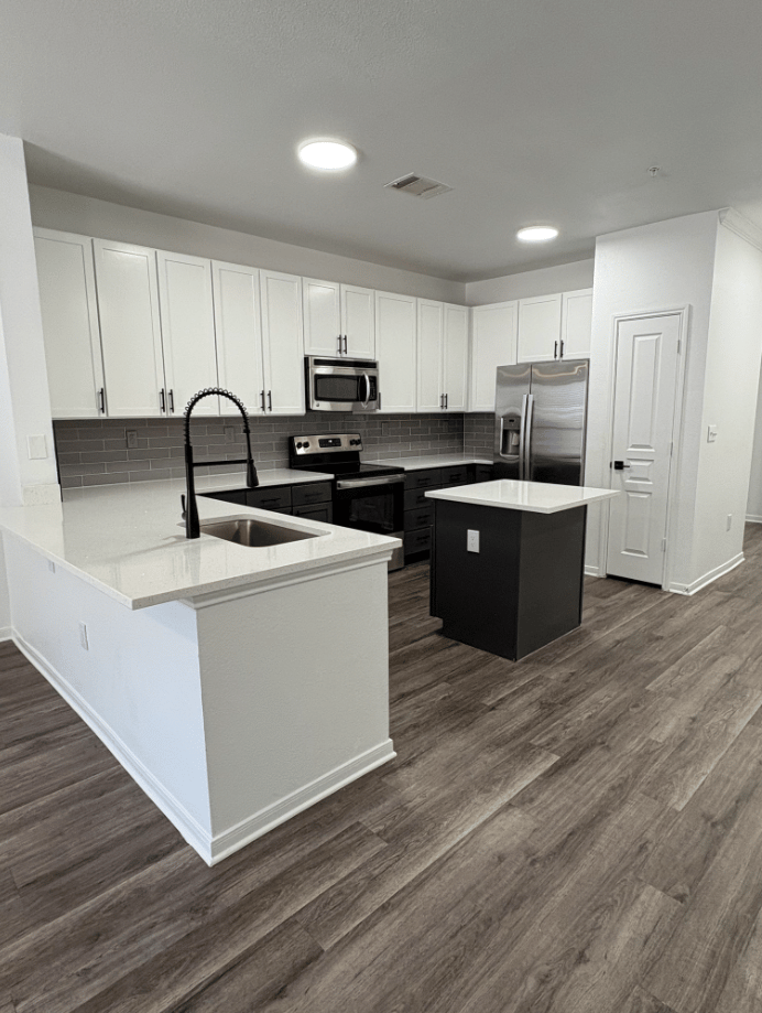 Community of the Year Property! Lease Today and Enjoy Up to 6 Weeks Free on Select Units!*