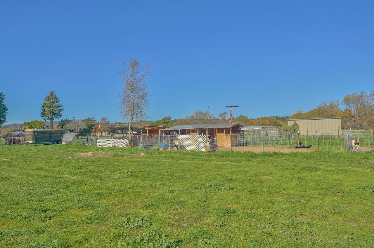 1084 San Miguel Canyon Rd
