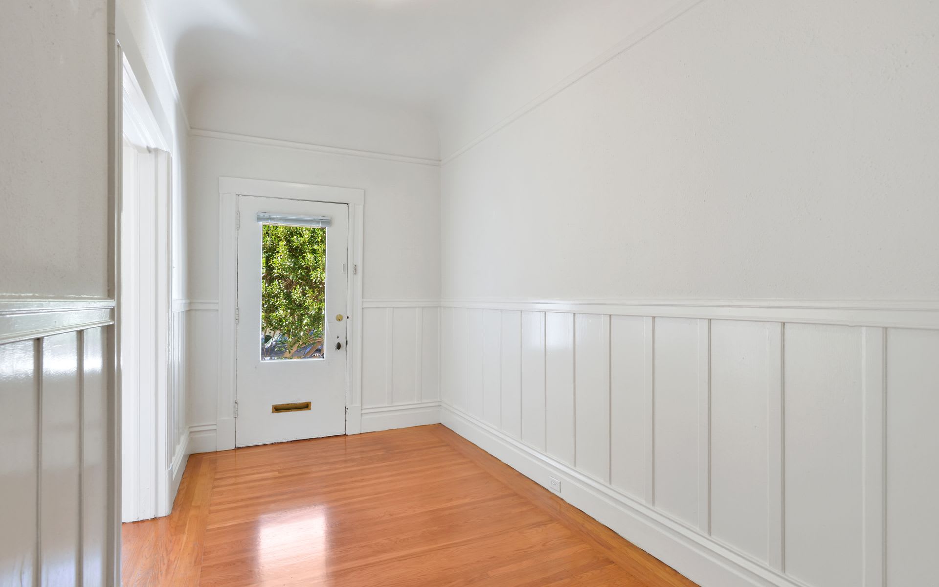 70-72 6th Ave
