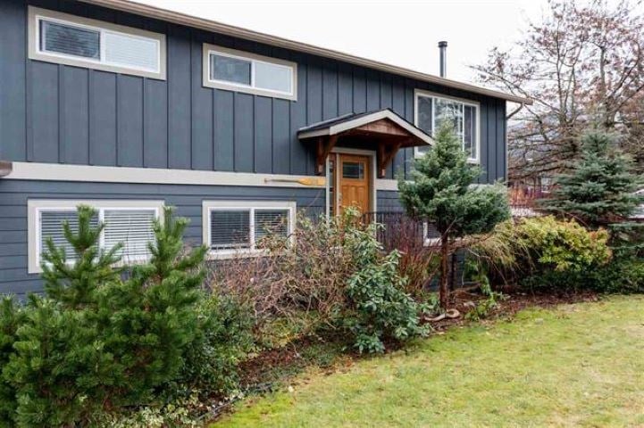 2029 Maple Dr