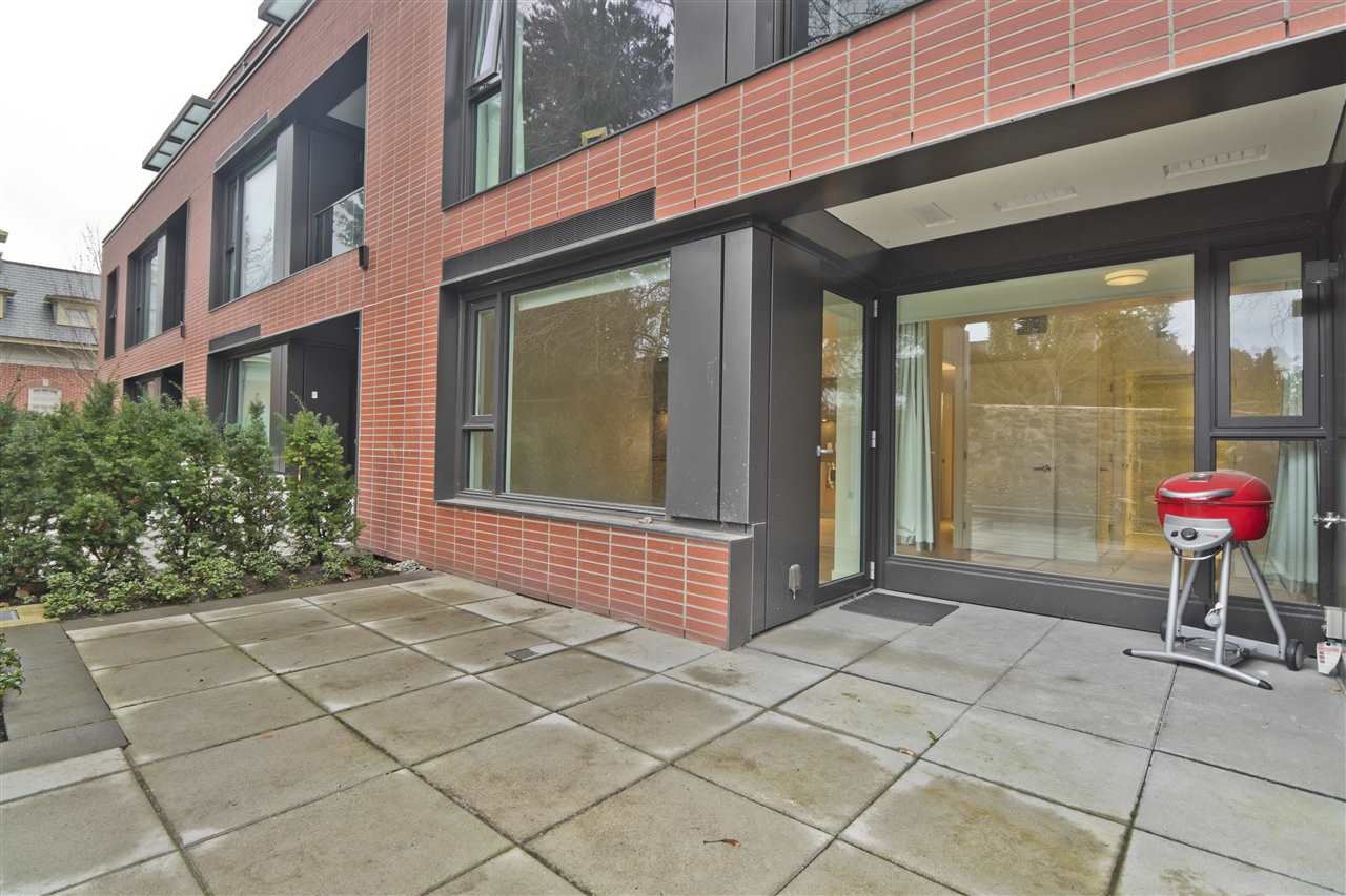 510-7128 Adera St